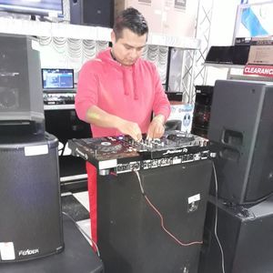 Meet your Posher, Alfonso